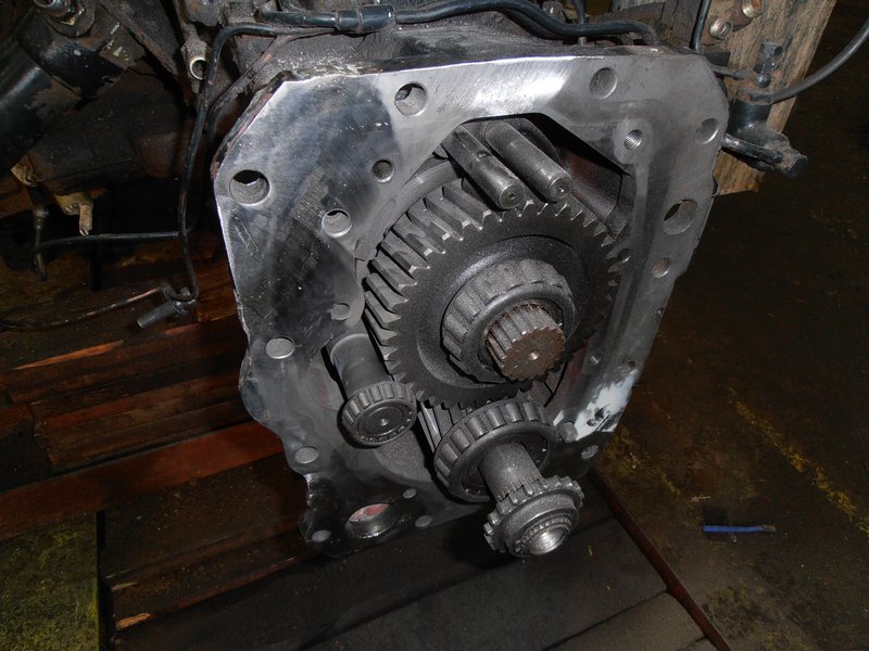 Svaření převodovky traktoru 4