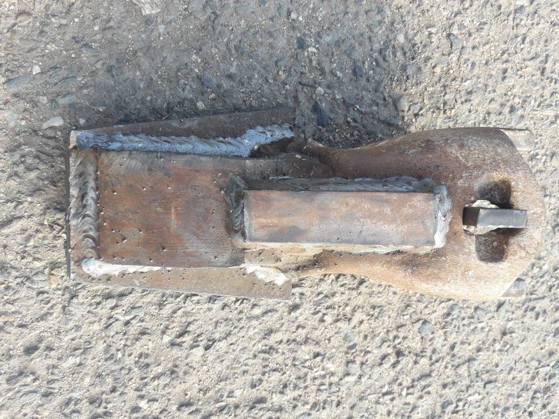 Ukázka renovace zubu nakladače