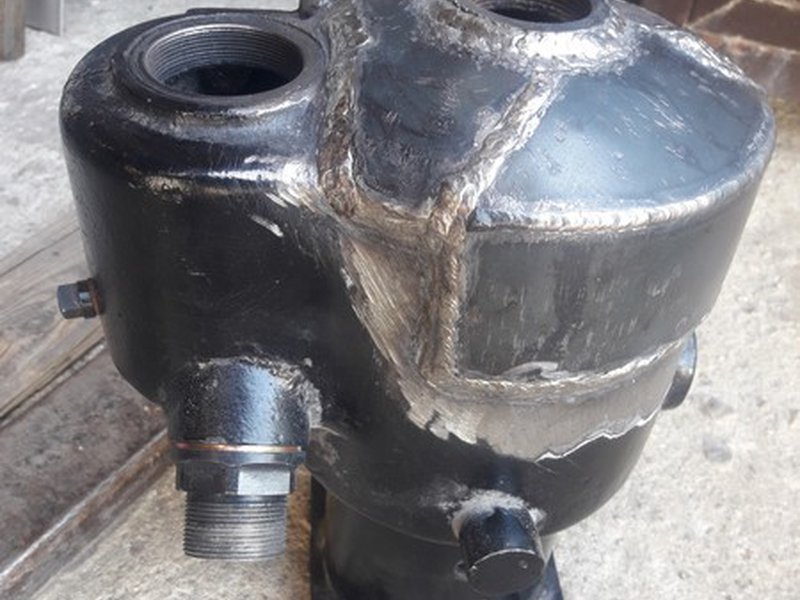 Oprava svařením litinového válce veteránu