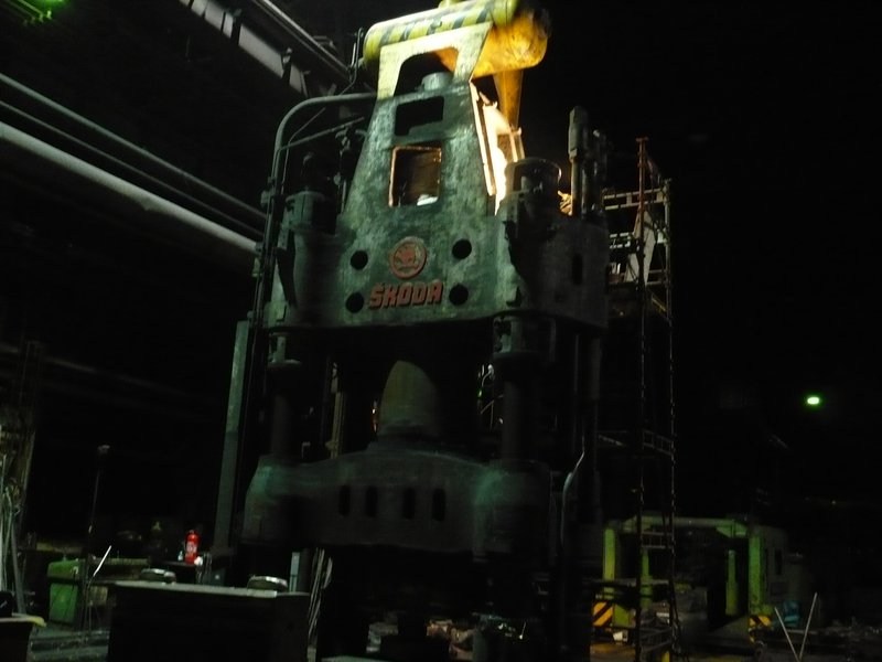 Svařování bucharu - ulomená noha