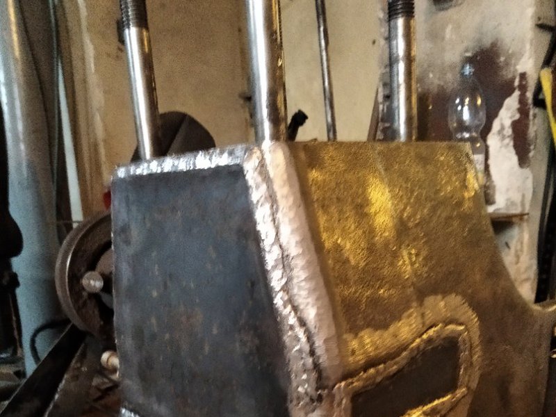 Motor traktoru John Deere finální podoba naší práce, opravy bloku motoru