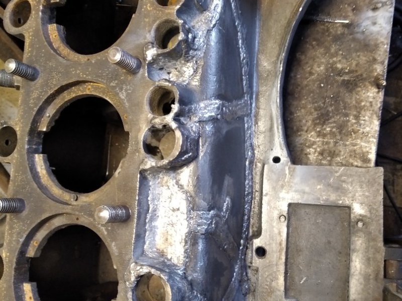 Opraveny litinový blok motoru veterán rv.1908