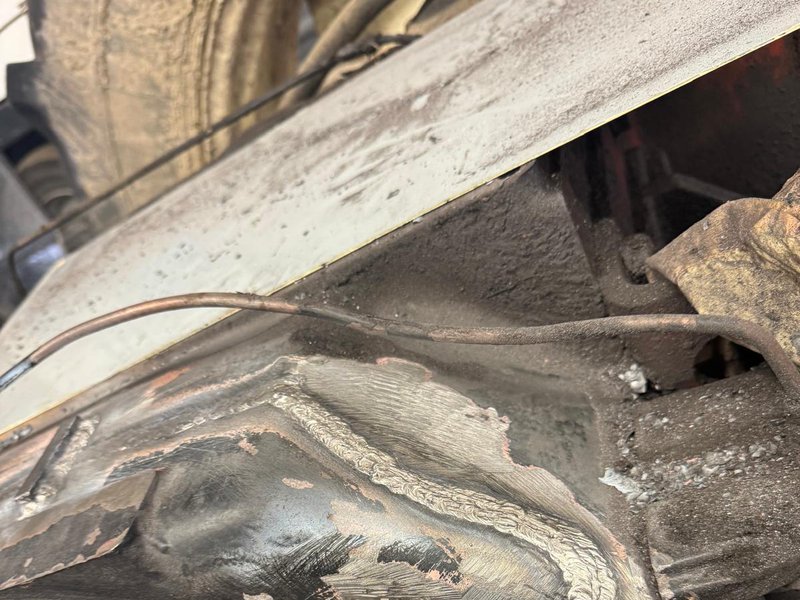 Svaření litinové převodovky s vyztužením - ZETOR