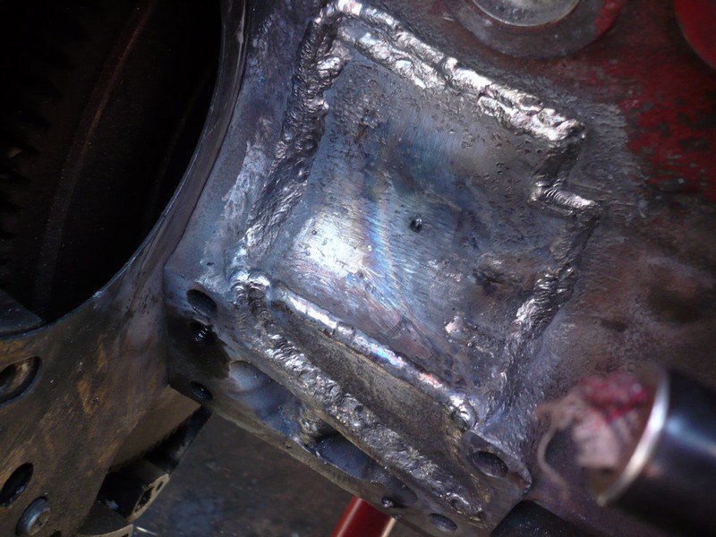 Oprava prasklého bloku motoru