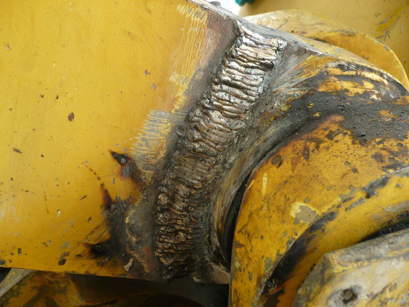 Pevnostní svaření ramena nakladače 2